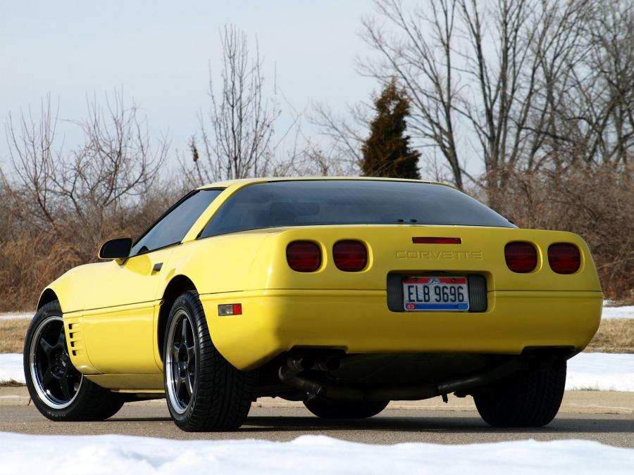  Chevrolet Corvette Coupe 1991 года  (фото 14 из 28)